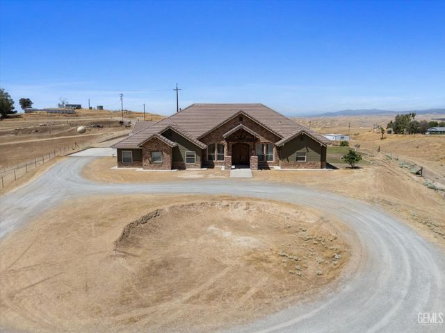 340 Amberhill Lane, Bakersfield, CA 93308