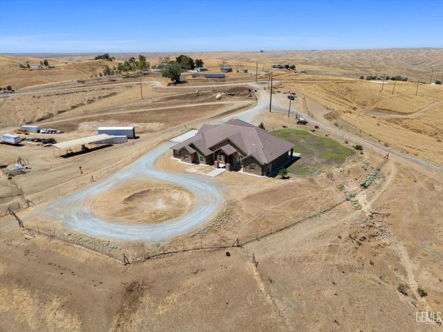340 Amberhill Lane, Bakersfield, CA 93308