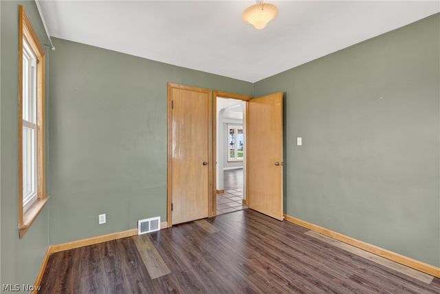 5814 Charles Avenue, Parma, OH 44129