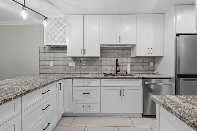 1704 Brighton Point, Atlanta, GA 30328
