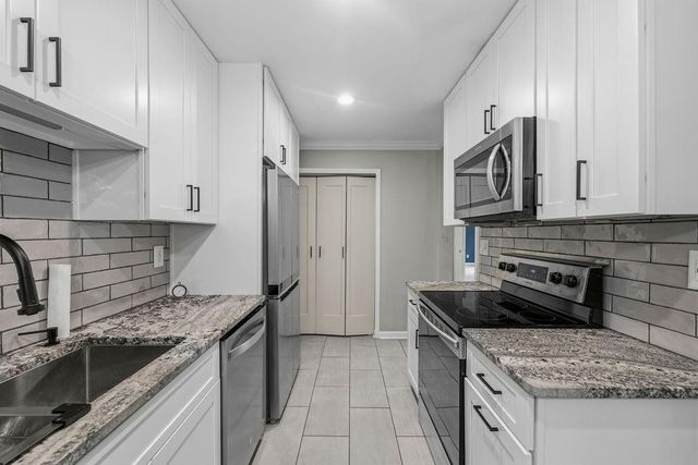 1704 Brighton Point, Atlanta, GA 30328