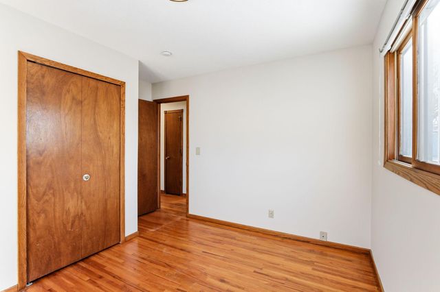 1335 15th Street W, Hastings, MN 55033