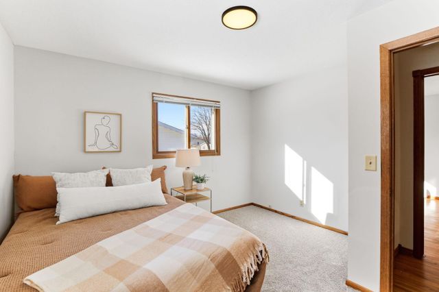 1335 15th Street W, Hastings, MN 55033