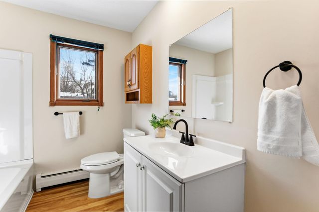 1335 15th Street W, Hastings, MN 55033