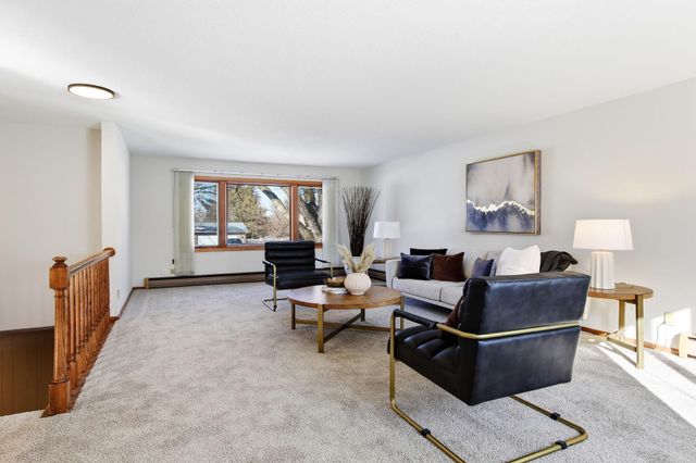 1335 15th Street W, Hastings, MN 55033