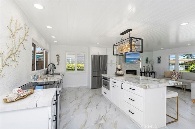 123 Monte Vista 12, San Clemente, CA 92672