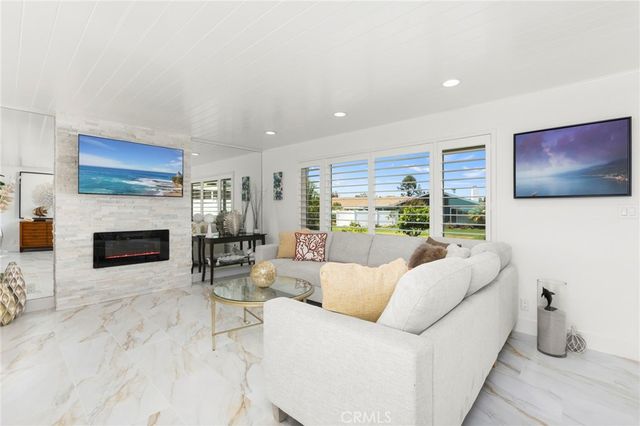 123 Monte Vista 12, San Clemente, CA 92672
