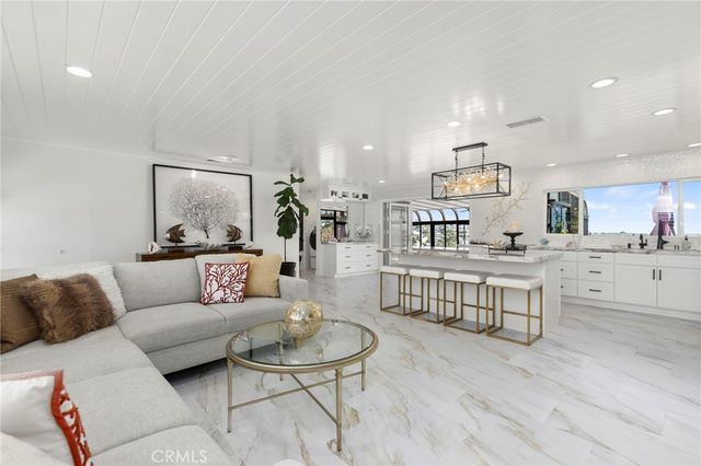 123 Monte Vista 12, San Clemente, CA 92672