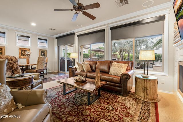 13049 W CLIFFROSE Road, Peoria, AZ 85383