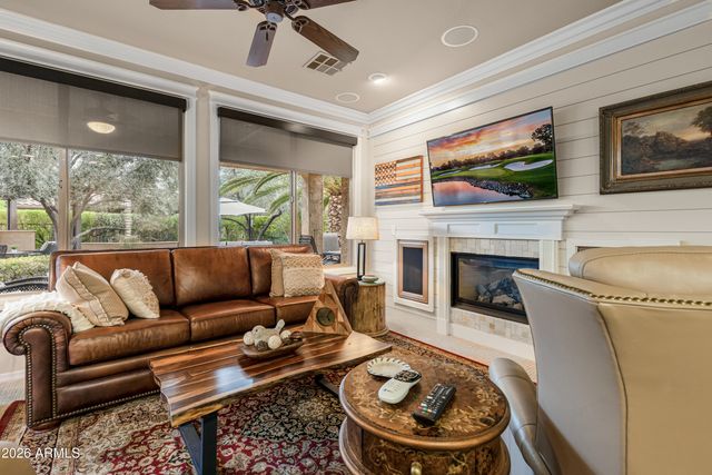 13049 W CLIFFROSE Road, Peoria, AZ 85383