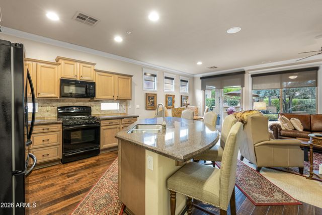 13049 W CLIFFROSE Road, Peoria, AZ 85383