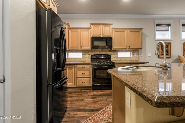 13049 W CLIFFROSE Road, Peoria, AZ 85383