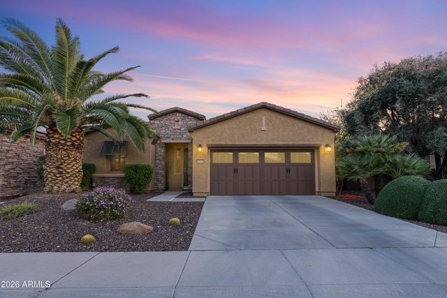 13049 W CLIFFROSE Road, Peoria, AZ 85383