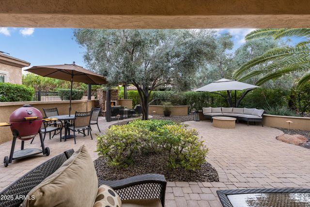 13049 W CLIFFROSE Road, Peoria, AZ 85383