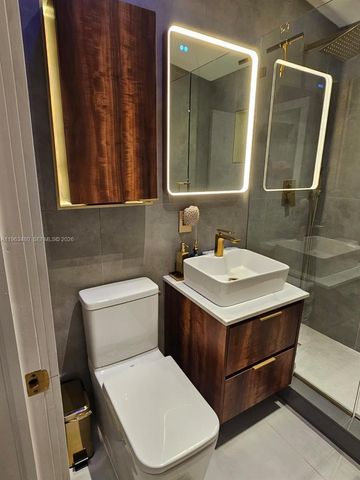 2543 Gulfstream Ln, Fort Lauderdale, FL 33312