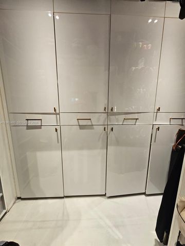 2543 Gulfstream Ln, Fort Lauderdale, FL 33312