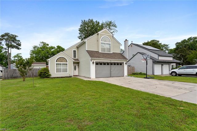 1 Travis CIR, Hampton, VA 23669