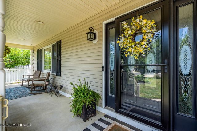 382 Wheaton Avenue, Bayville, NJ 08721