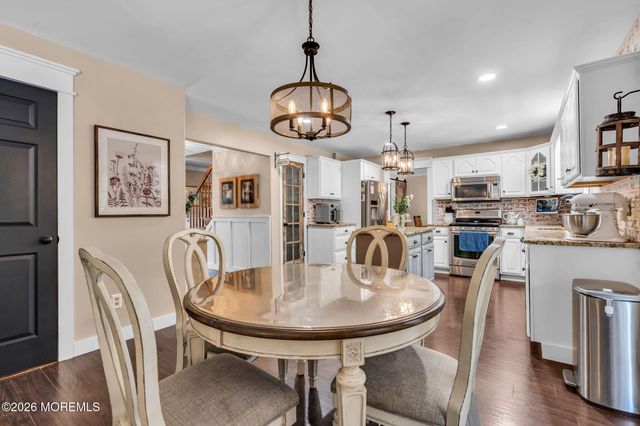 382 Wheaton Avenue, Bayville, NJ 08721