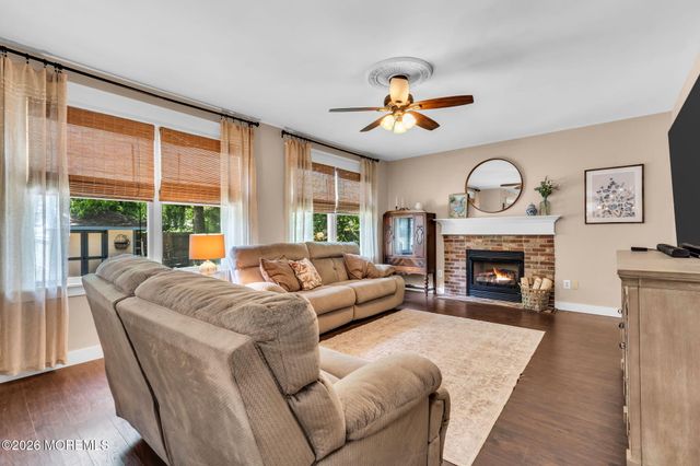 382 Wheaton Avenue, Bayville, NJ 08721