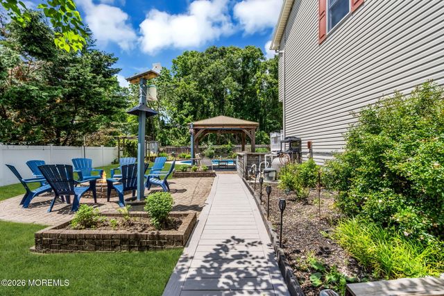 382 Wheaton Avenue, Bayville, NJ 08721