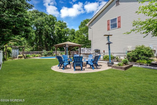 382 Wheaton Avenue, Bayville, NJ 08721