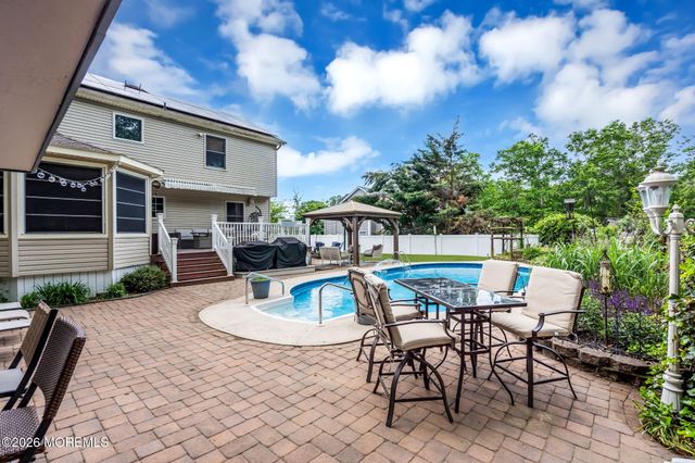 382 Wheaton Avenue, Bayville, NJ 08721