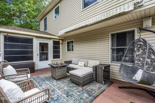 382 Wheaton Avenue, Bayville, NJ 08721