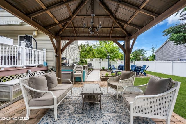 382 Wheaton Avenue, Bayville, NJ 08721