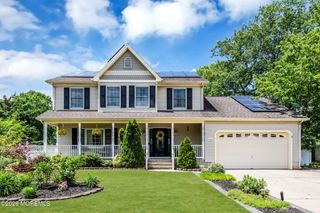 382 Wheaton Avenue, Bayville, NJ 08721