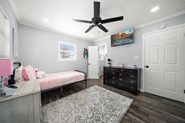 911 S Avenue M Avenue, Clifton, TX 76634