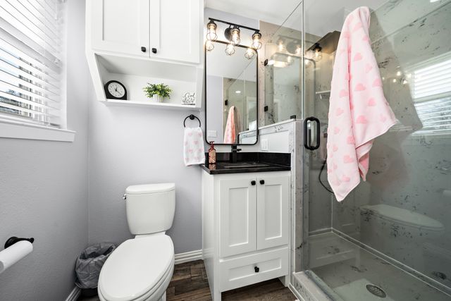 911 S Avenue M Avenue, Clifton, TX 76634