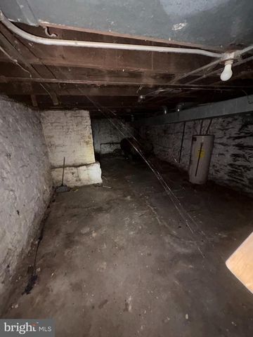 2040 WALBROOK AVE, Baltimore, MD 21217