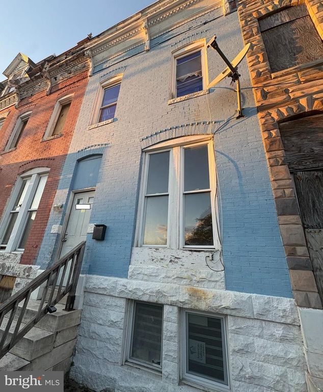 2040 WALBROOK AVE, Baltimore, MD 21217