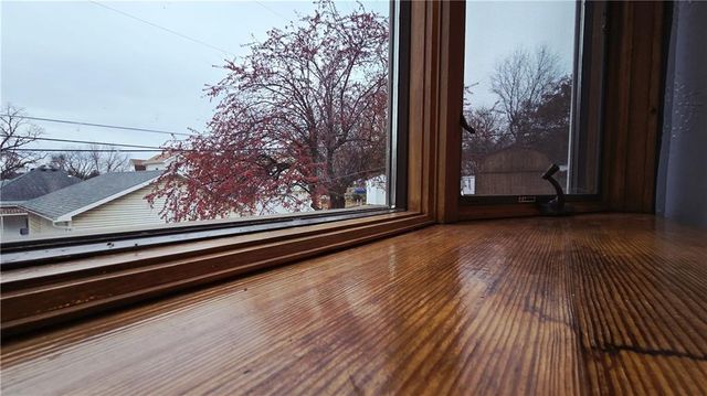 1108 Roosevelt Avenue, St Joseph, MO 64505