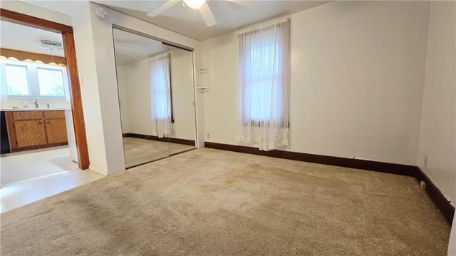 1108 Roosevelt Avenue, St Joseph, MO 64505