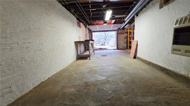 1108 Roosevelt Avenue, St Joseph, MO 64505