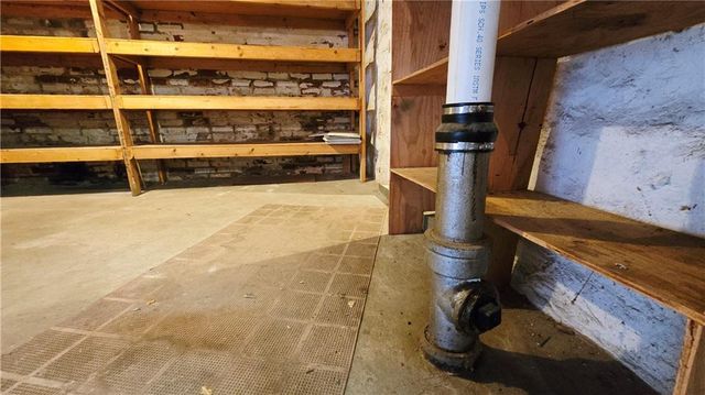 1108 Roosevelt Avenue, St Joseph, MO 64505