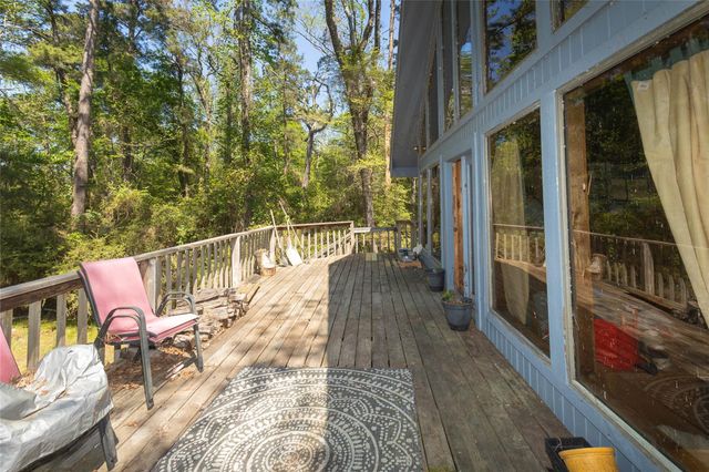 20300 Belair Drive, Huntsville, TX 77320