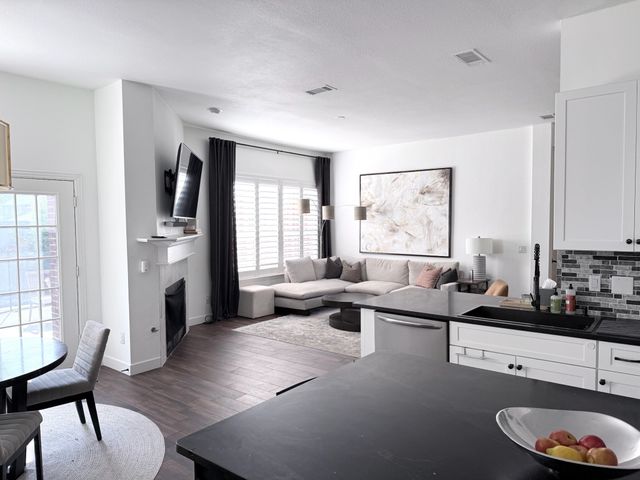 18724 Everwood Court, Dallas, TX 75252