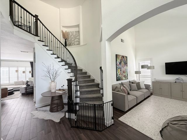 18724 Everwood Court, Dallas, TX 75252