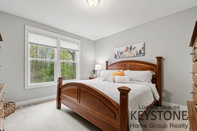 6190 Wild Currant Way Se 132, Caledonia Twp, MI 49316