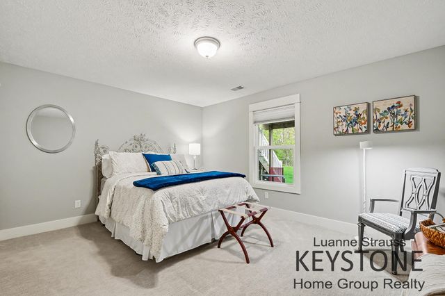 6190 Wild Currant Way Se 132, Caledonia Twp, MI 49316