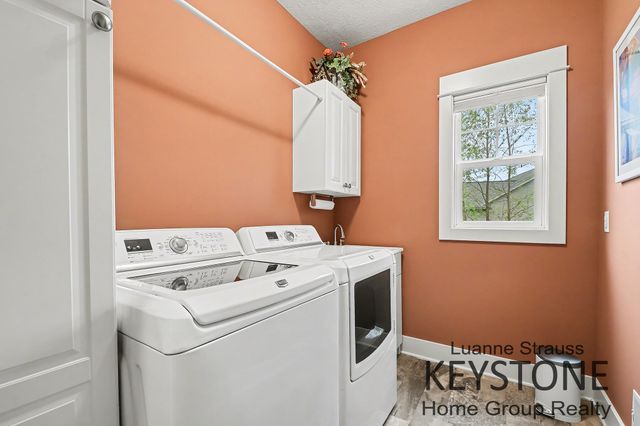 6190 Wild Currant Way Se 132, Caledonia Twp, MI 49316