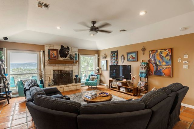 116 Ridge Rd, Hunt, TX 78024