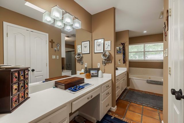 116 Ridge Rd, Hunt, TX 78024