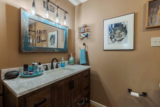 116 Ridge Rd, Hunt, TX 78024