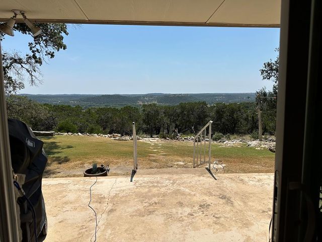 116 Ridge Rd, Hunt, TX 78024