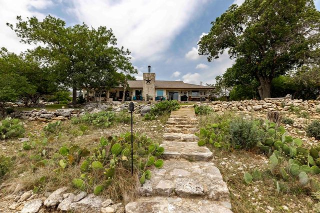 116 Ridge Rd, Hunt, TX 78024