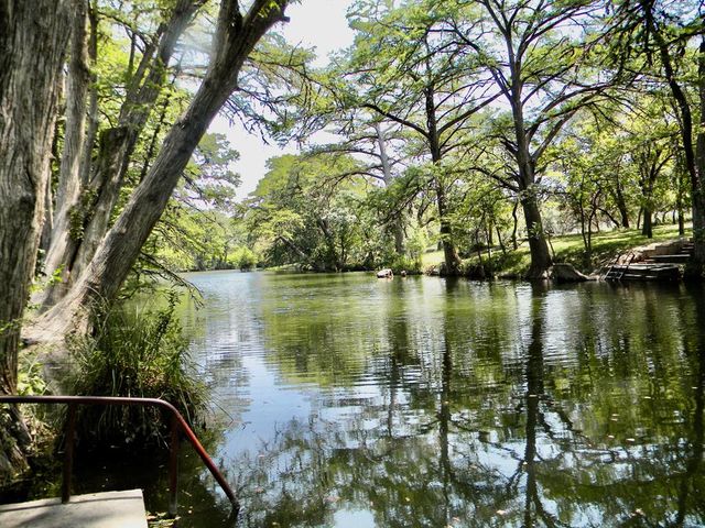 116 Ridge Rd, Hunt, TX 78024